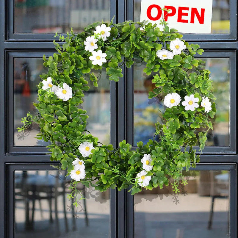 "St. Patrick's Day Artificial Wreath - Lucky Shamrock Clover & Daisy Flower Decor, Irish Spring Summer Greenery Wreath for Home Decoration"ad