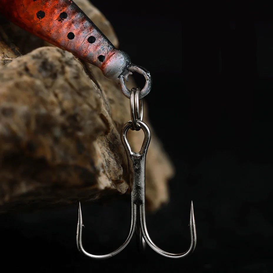Rotating Metal Spinner Fishing Lures 9.1g 7cm Sequins Iscas Artificial Hard Baits Crap Bass Pike Treble Hook Tackle Accessories
