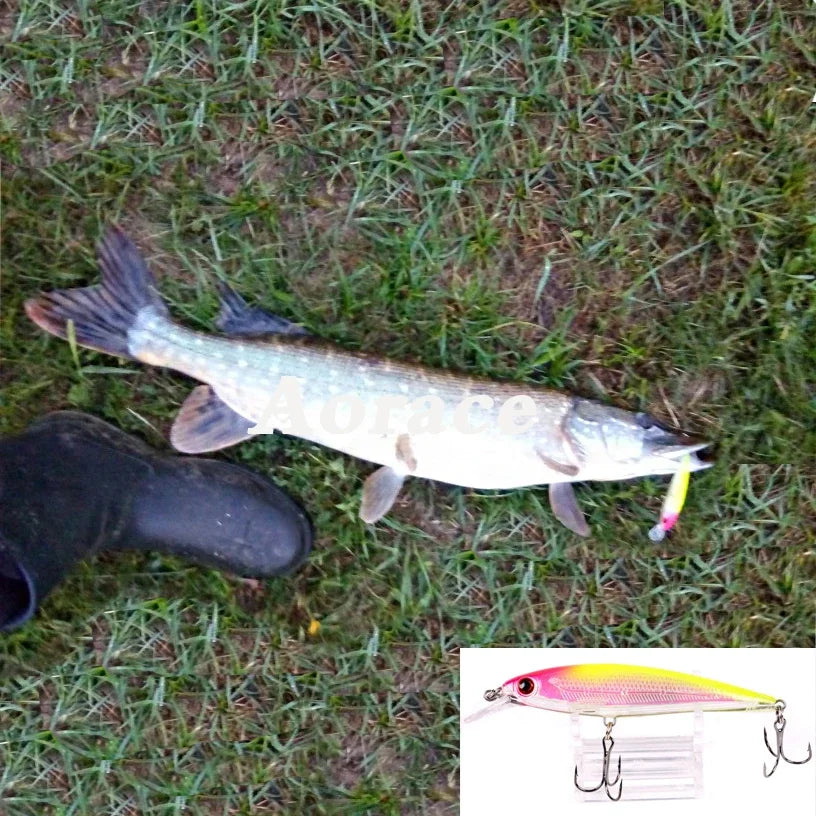 1PCS Laser Minnow Fishing Lure 11CM 13G pesca hooks fish wobbler tackle crankbait artificial hard bait swimbait